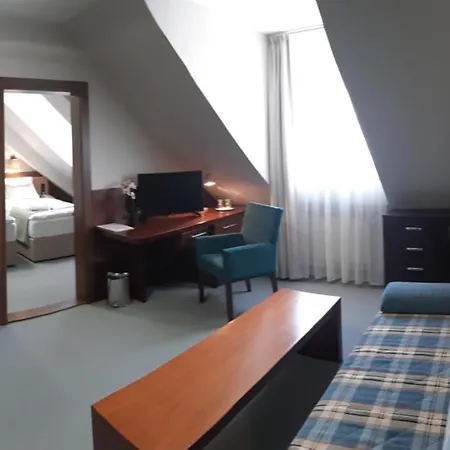 호텔 London Boutique & Restaurant