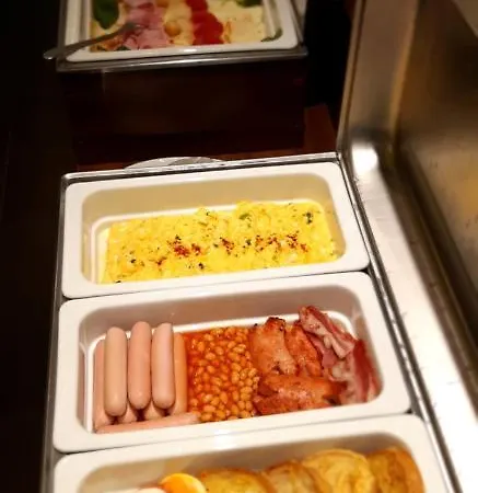 London Boutique & Restaurant