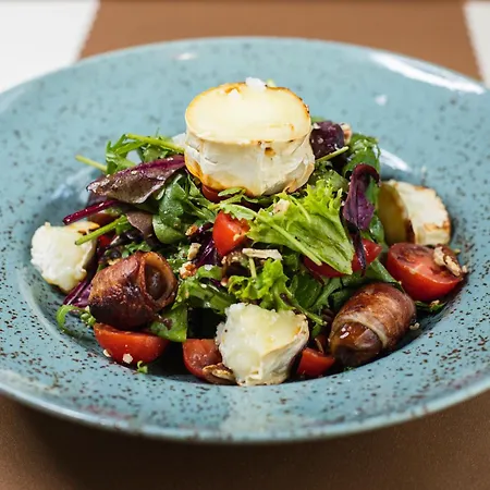 London Boutique & Restaurant 3*